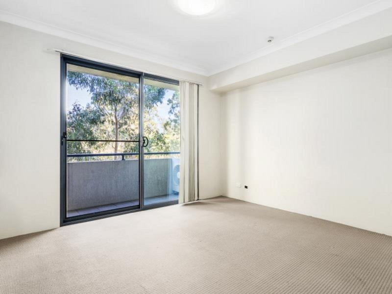 13/32-34 Mons Road, Westmead NSW 2145